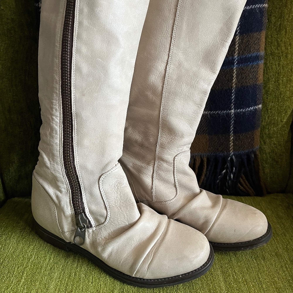 Steve Madden tall leather boots - off white